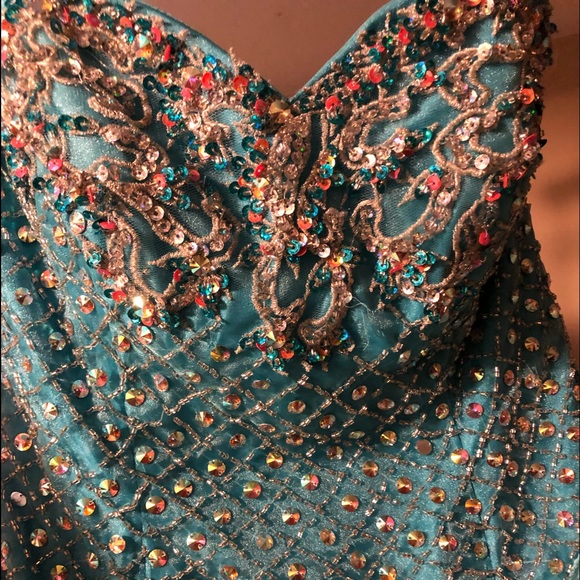 Cotton candy dress - Picture 3 of 6